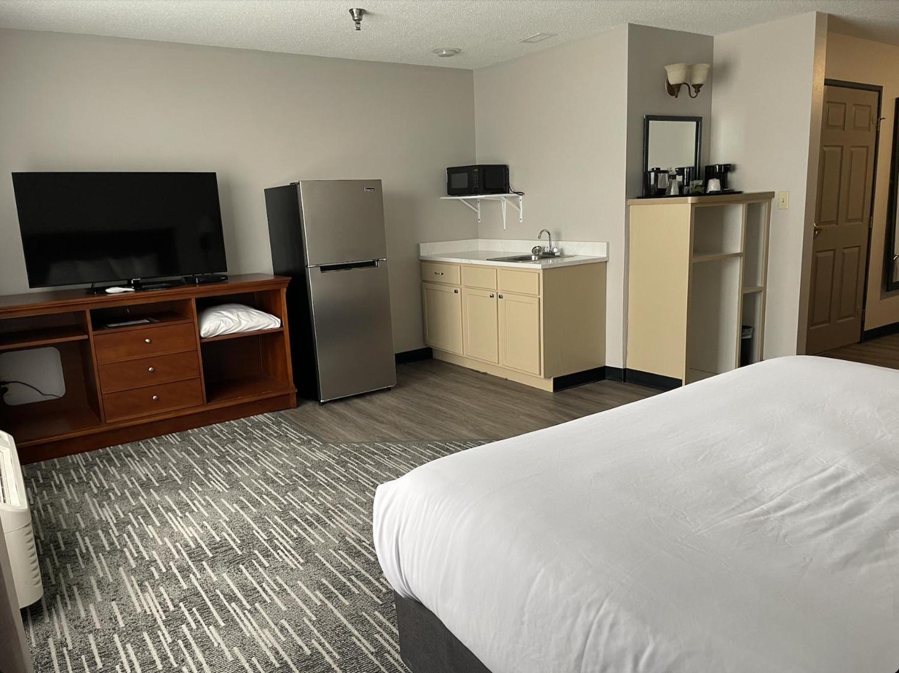 Harmony Inn & Suites Fort Dodge Ngoại thất bức ảnh